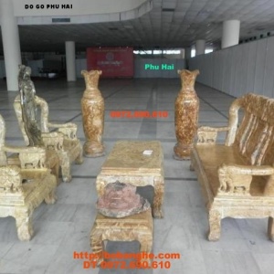 Bộ bàn ghế gỗ nu nghiến kiểu Quốc Voi NGQV2