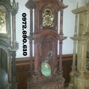 Dong ho dung go cam lai kieu Duc DH-45