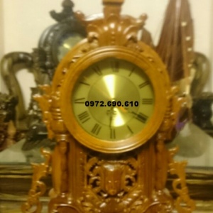 Quà tặng sếp: Đồng hồ để bàn mẫu đẹp DH.86