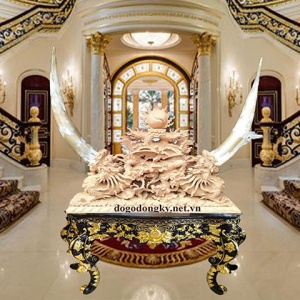 Kệ Gỗ Mỹ Nghệ Trang Trí Sừng Trâu, Bò Châu Phi GN.48