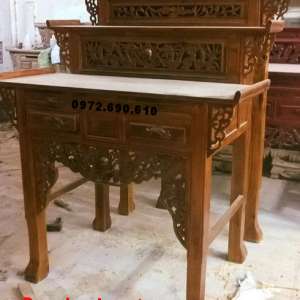 Bàn thờ gỗ gụ kiểu tam cấp cho nhà chung cư ST96