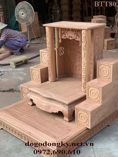 B&agrave;n thờ &ocirc;ng địa m&aacute;i bằng gỗ tự nhi&ecirc;n