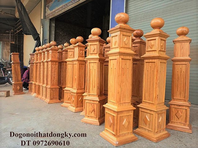 TRụ cầu thang gỗ lim