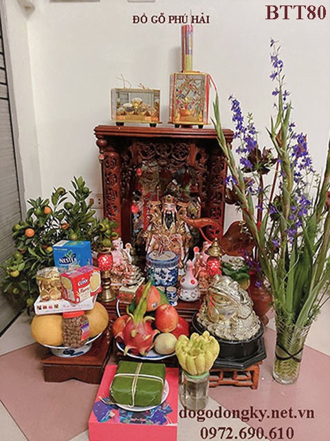 B&agrave;n thờ &ocirc;ng địa gỗ tự nhi&ecirc;n