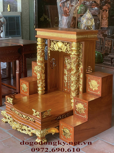 Bàn thờ thần tài dát vàng Bàn thờ thần tài dát vàng