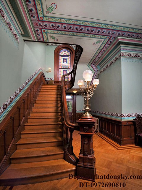 Cầu thang gỗ tân cổ điển Cầu thang gỗ tân cổ điển