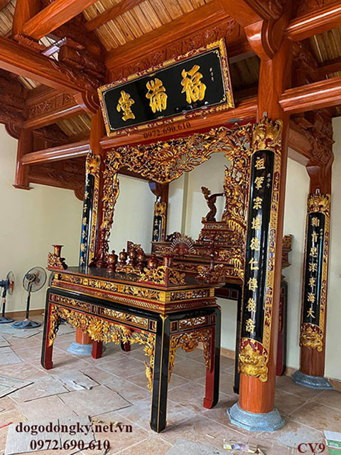 Cửa v&otilde;ng thờ d&ograve;ng họ