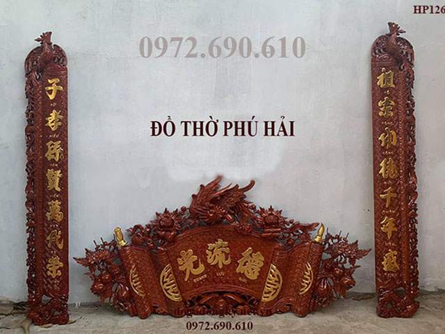 Cuốn thư câu đối thờ gia tiên