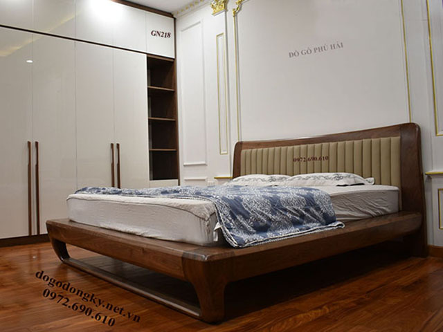 Giường ngủ gỗ óc chó Giường ngủ gỗ óc chó