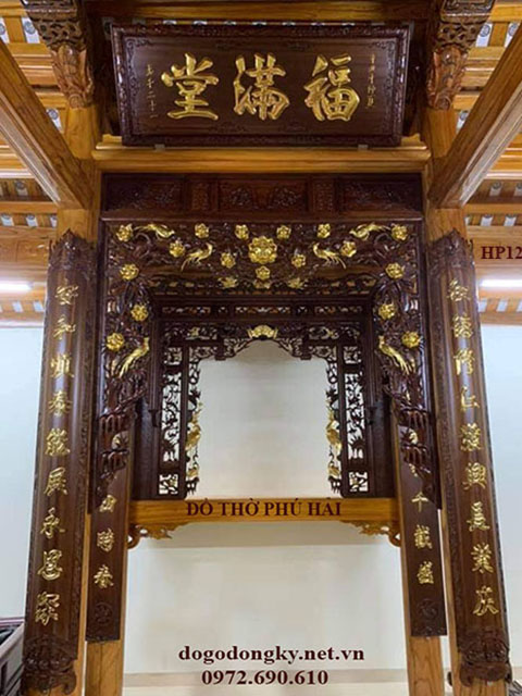 Hoanh phi câu đối ôm cột