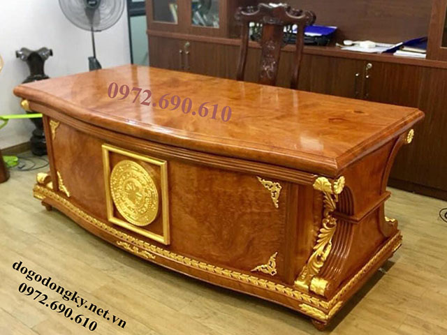 mau ban lam viec dep