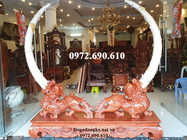 Nghế gỗ ngậm ngà voi Nghế gỗ ngậm ngà voi