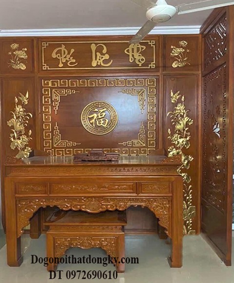 V&aacute;ch ngăn trang tr&iacute; ph&ograve;ng thờ